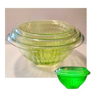 1930 Federal Glass Green ribbed Mixing Bowl Set 3 Glows Uranium (Read 4th Bowl?)